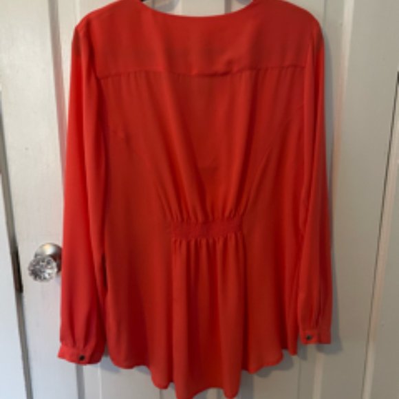 Long Sleeve Coral Blouse with shoulder pleats silver detail V Neck Size XL - Picture 5 of 5